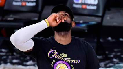 Emotiva dedicatoria de LeBron James a Kobe Bryant