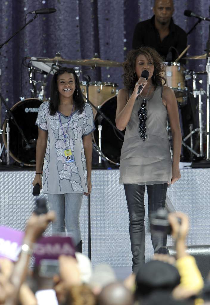 Bobbi Kristina, Whitney Houston