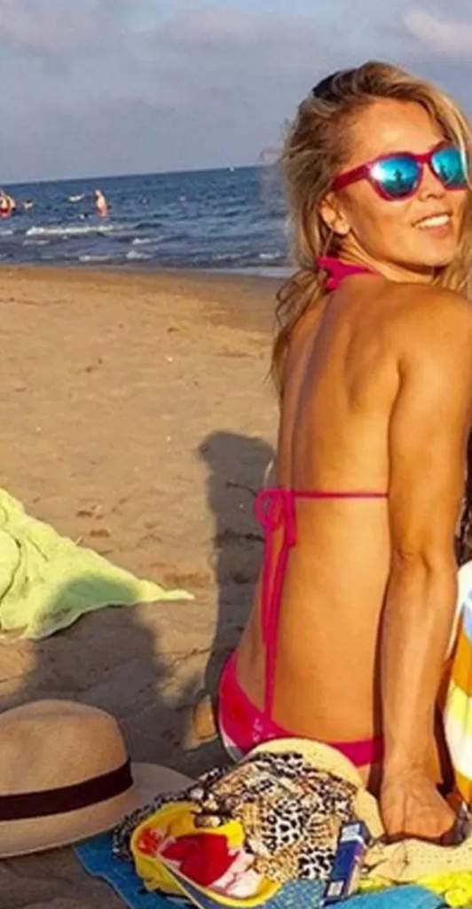 Yolanda Cardona Fotos, Fotos de la Esposa de Víctor Valdés, Manchester United Esposas