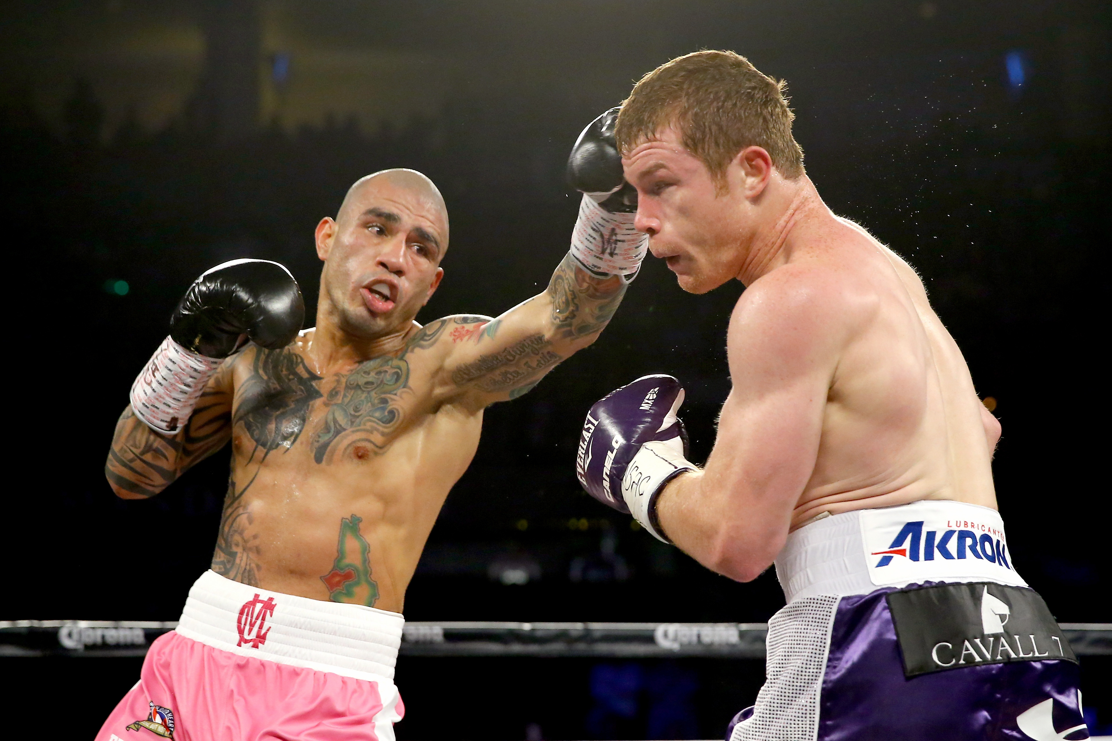 Miguel Cotto vs. James Kikland