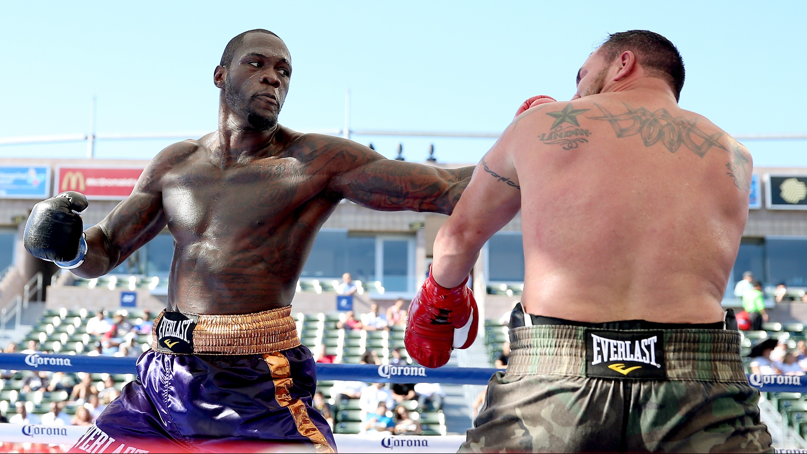 Deontay Wilder defiende su título contra Artur Szpilka el sábado. (Getty)