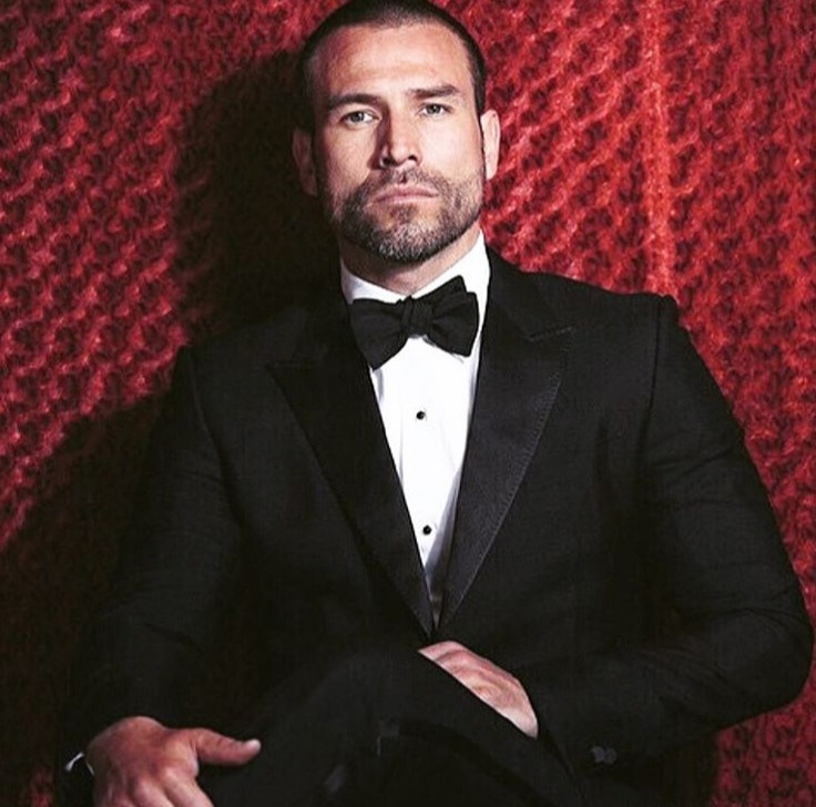 Rafael Amaya fotos, Rafael Amaya sexy, Rafael Amaya sin camisa,