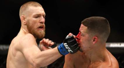 McGregor Vence a Díaz por Decisión en UFC 202