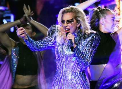 ¿Cuánto ganan los artistas para cantar en el Super Bowl?