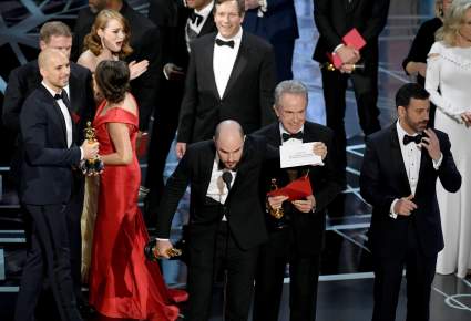 VER: Error en los Premios Oscars – ‘Moonlight’ gana Mejor Película, no ‘La La Land’