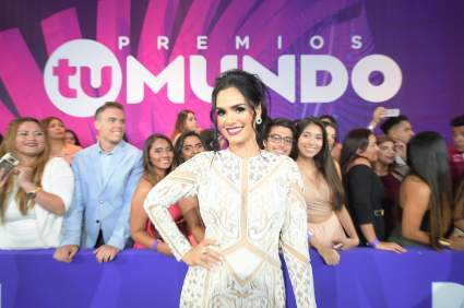Premios Tu Mundo 2017: Los mejores looks de la alfombra roja