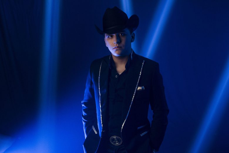 El cantante Christian Nodal, Detras de la Fama, Especial de Telemundo, Rashel Diaz, Hora, Canal, Lievestream