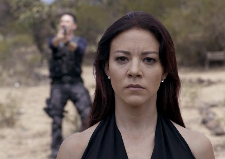 Fernanda Castillo como Roxana Rodiles, Que pasó en el capítulo final de la serie final Enemigo Íntimo, Habrá 2da temporada? Telemundo