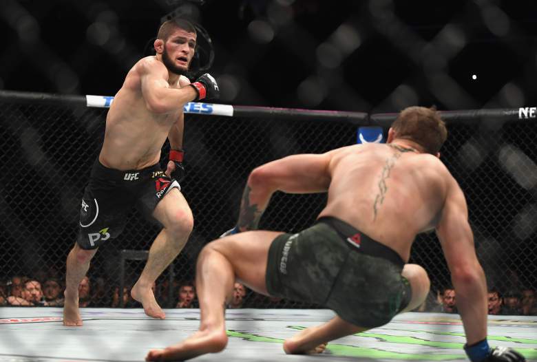 Khabib se pelea con el entrenador de Conor McGregor Dillon Danis luego de la victoria de UFC 229, quien gano