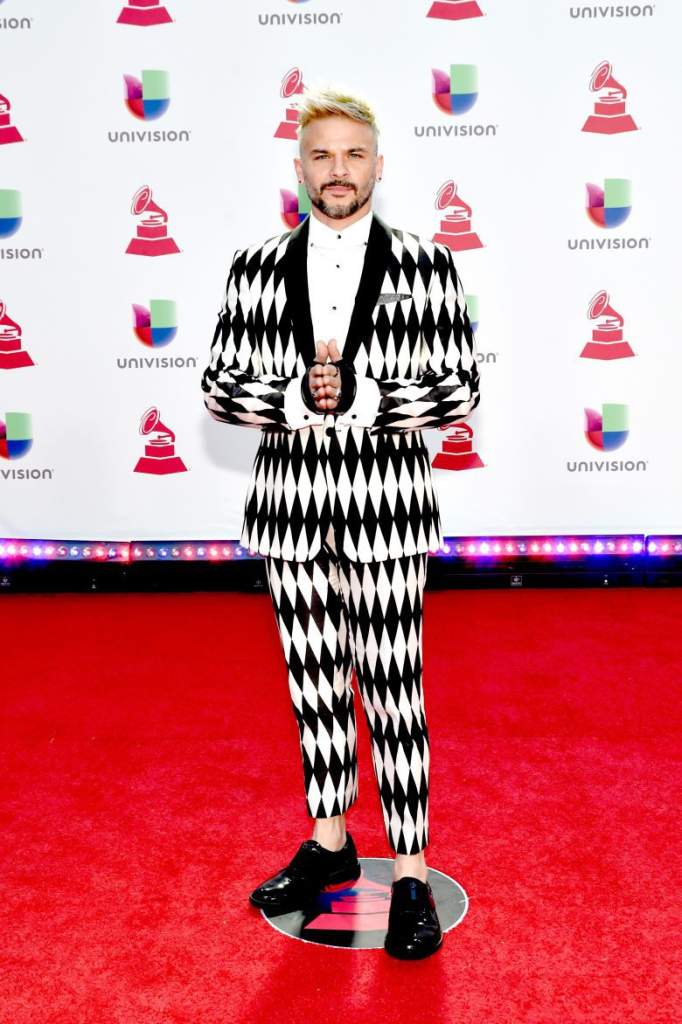 [FOTOS]"Latin Grammy 2018": Peores looks de la AlfombraPedro Capó