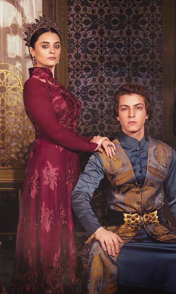 Serie-"LA SULTANA": Conoce los actores y personajes [FOTOS], elenco, reparto, Telemundo, Nurgül Yeşilçay interpretando a Kösem en La Sultana de Telemundo, Nuevos Personajes, quiénes son los nuevos personajes de La Sultana