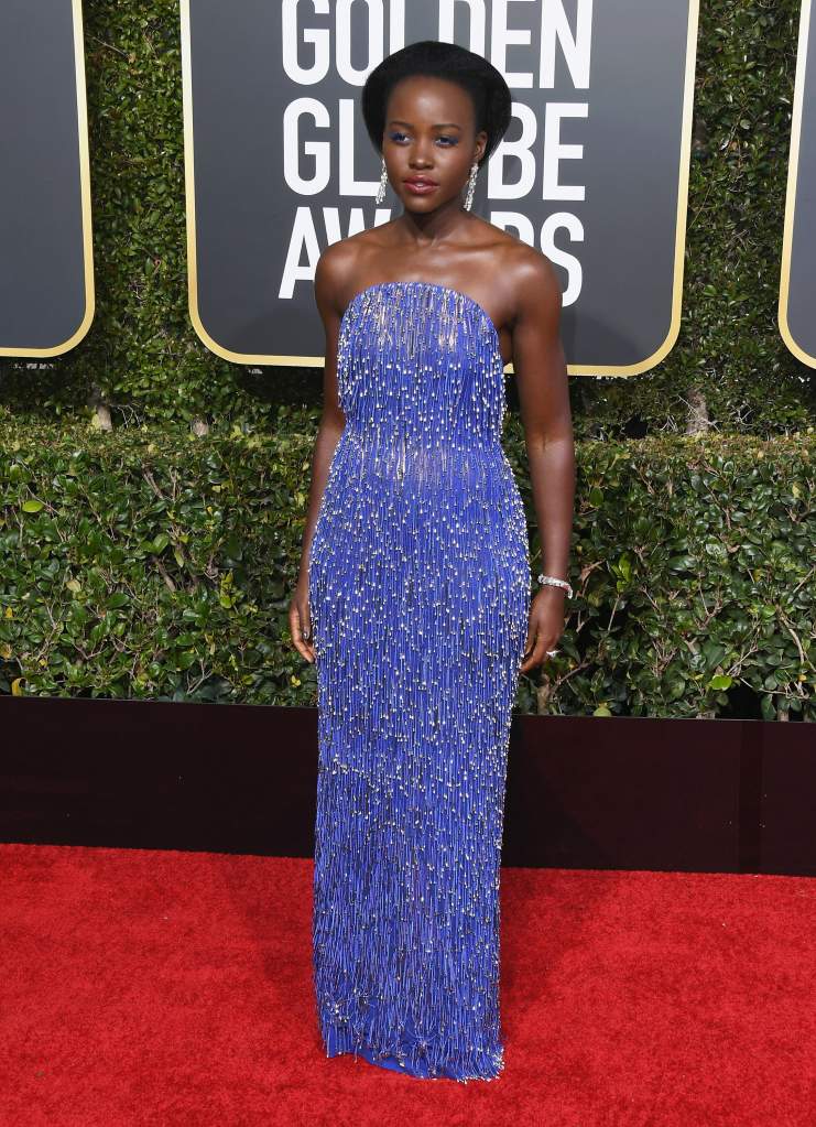 ¿Quién es el diseñador del vestido azul de Lupita Nyong'o en los Globos de Oro 2019?