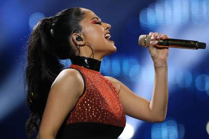 Cómo ver el LIVE STREAM de los Premios Latin Billboard 2019
