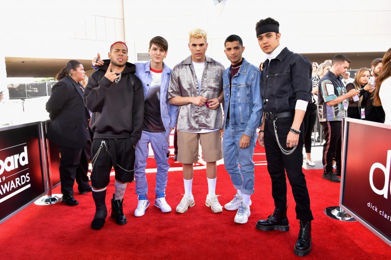 CNCO cua