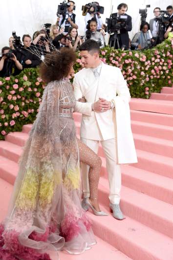 MET Gala 2019: Impresionantes Looks de la Alfombra Roja