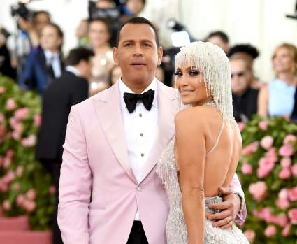 ¿Cómo le festejó Jennifer López el cumple 44 a su novio menor?