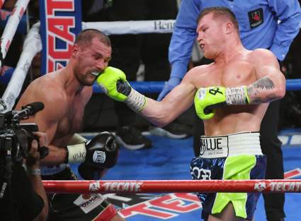 ¿Quién ganó la pelea entre Canelo y Kovalev por nocaut?: VIDEO