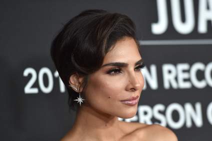 Quieres lucir como la bella doctora Sonia en Rubí?