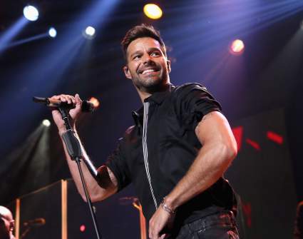 ¿Quién sale por la comida en la casa de Ricky Martin?