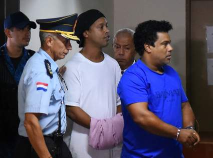 Prisión domiciliaria para Ronaldinho: la millonaria fianza que pagó