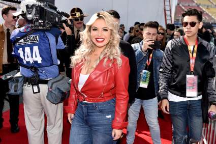 Lorenzo Méndez grita su amor por Chiquis en primer aniversario de bodas: ¿habrá reconciliación?