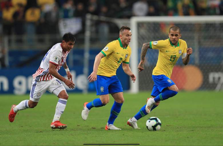 Arthur y Dani Alves