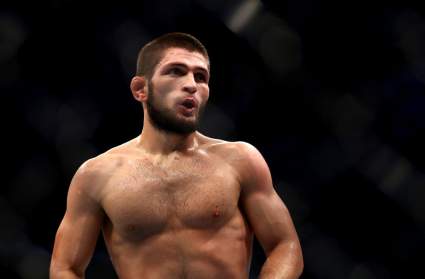 El mejor luchador de la UFC actual rompe su silencio tras la muerte de su padre