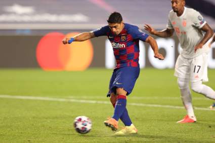 ¡Koeman le comunica a Luis Suárez que no cuenta con él!