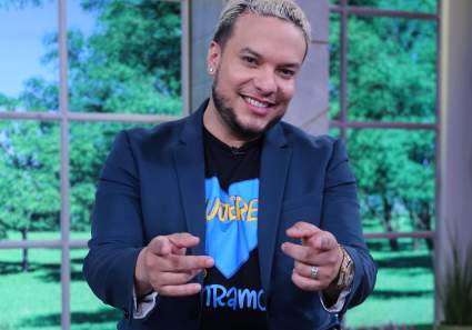 Lorenzo Méndez canta “Contigo Aprendí” de Armando Manzanero – VIDEO