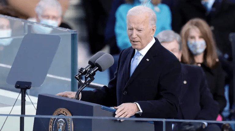 El presidente Joe Biden pronuncia su discurso inaugural el 20 de enero de 2021.