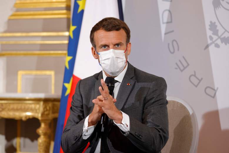 El presidente francés, Emmanuel Macron, asiste a una reunión con representantes de ONG antes de la Cumbre del G7, en el Palacio del Elíseo en París, el 9 de junio de 2021.