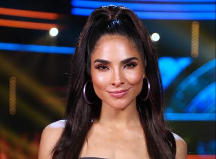 Alejandra Espinoza presume a sus papás: ¿A quién se parece más?