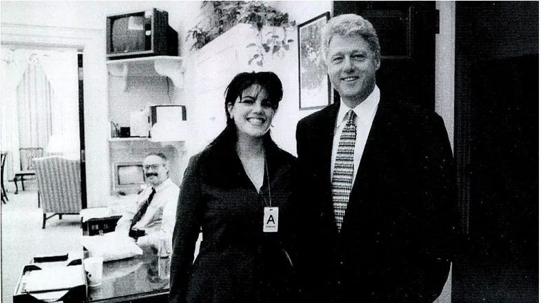 La historia de Monica Lewinsky se reexamina en "Impeachment: American Crime Story".