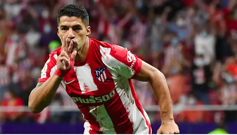 Luis Suárez celebra el gol del Atlético de Madrid