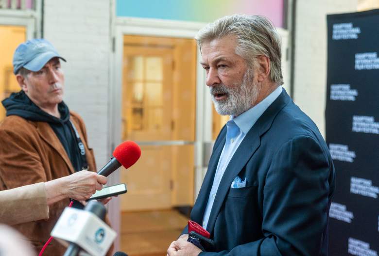 El presidente del Festival Internacional de Cine de Hamptons, Alec Baldwin asiste al estreno mundial de las películas documentales de National Geographic''La primera ola 'en el Festival Internacional de Cine de Hamptons el 07 de octubre de 2021 en East Hampton, Nueva York.