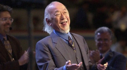 ¿El Sr. Miyagi de “The Karate Kid” aún vive?