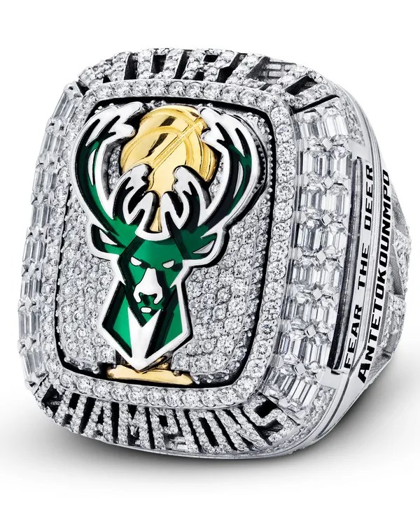 Anillo de los Milwaukee bucks