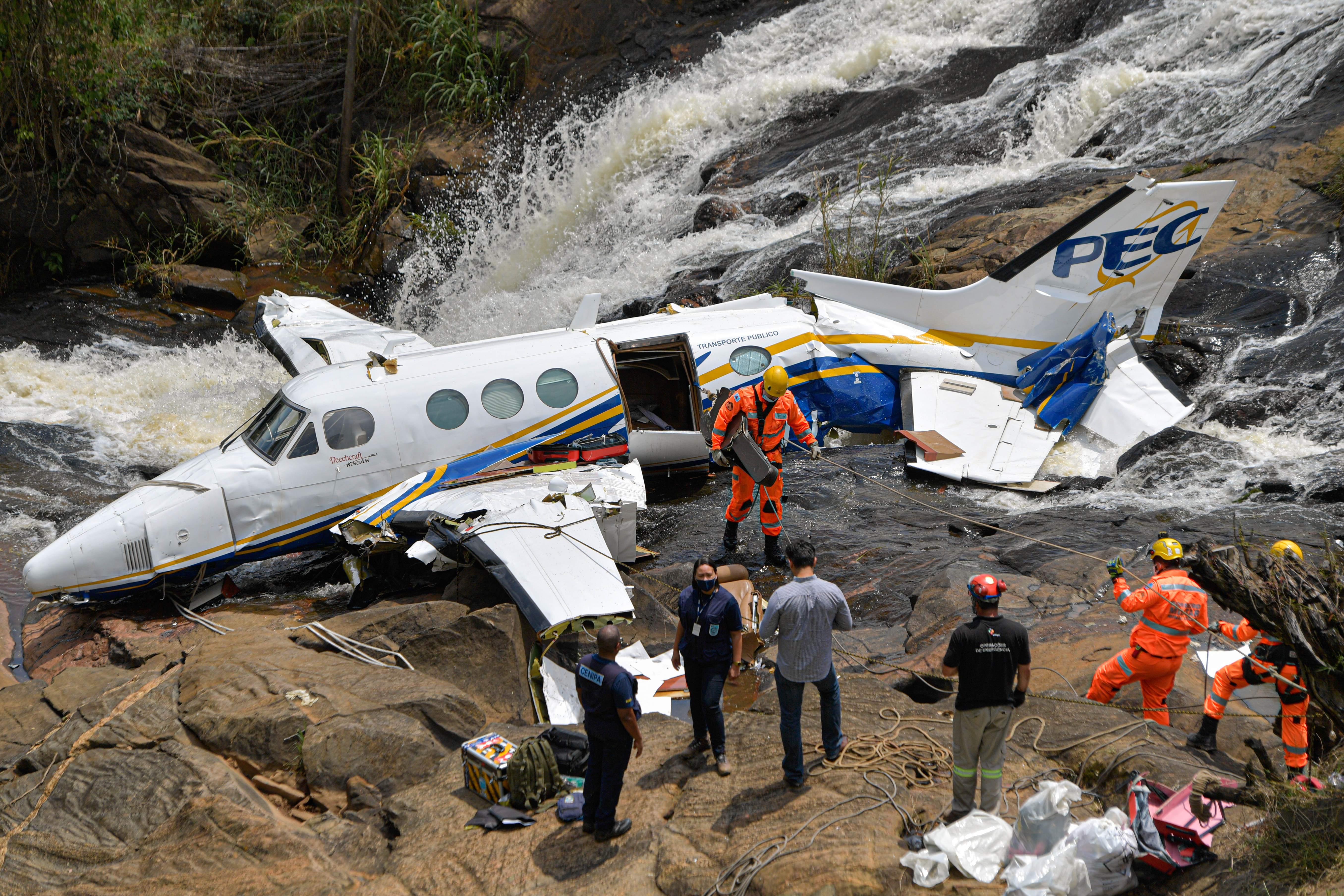 Fotos del accidente aéreo donde murió la cantante Marília Mendonça