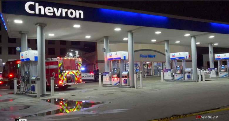 Balean a empleado en gasolinera en Houston