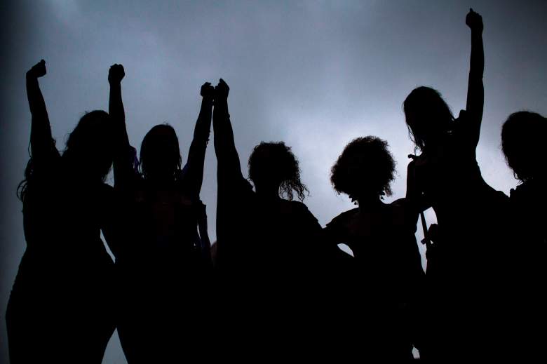 Mujeres brasileñas participan en una manifestación por el Día Internacional de la Mujer en el centro de Río de Janeiro, Brasil, el 8 de marzo de 2018.