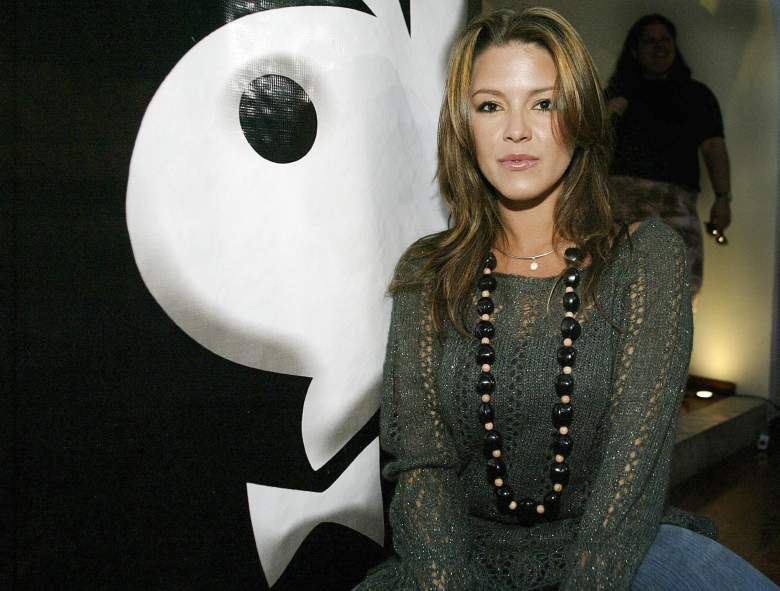 Alicia Machado causa furor en diminuto bikini