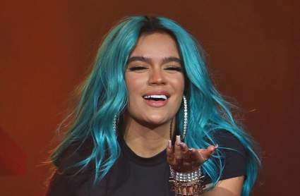 Karol G se deja ver con su nuevo color de cabello ¿Cómo luce ahora la Bichota?