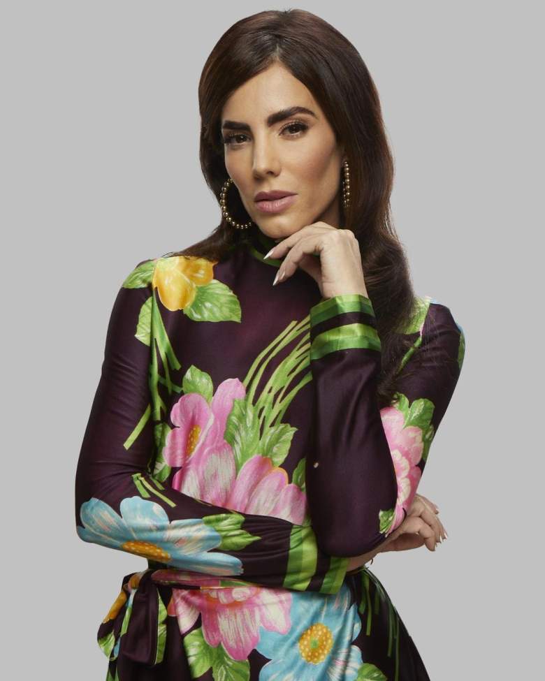 Gaby Espino como Ver&oacute;nica Land&iacute;n en la serie de Vicente Fern&aacute;ndez en Caracol y Netflix