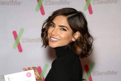 Alejandra Espinoza comparte su color de prenda para recibir el 2023