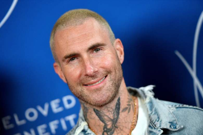 Adam Levine reaparece tras escándalo de infidelidad