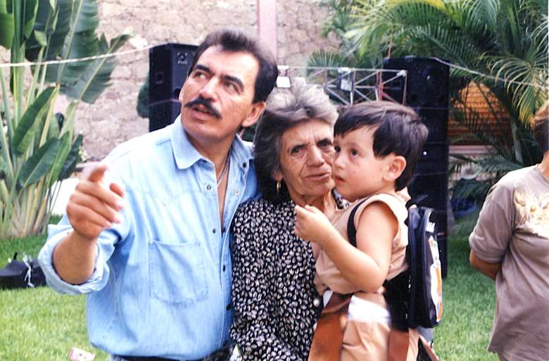 ¿Cuántos hijos Tuvo Joan Sebastian? UPDATE