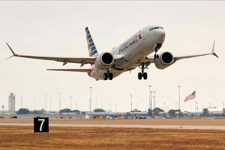 Se incendia avión de American Airlines impacto con pájaros.