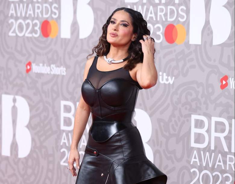 Video de Salma Hayek bailando salsa