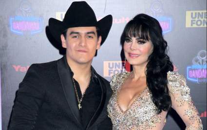 Maribel Guardia tiene prohibido acercarse a su nieto tras entregárselo a su madre Imelda Tuñón