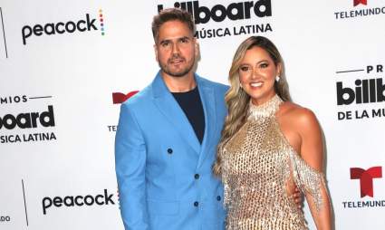 Daniel Arenas y Daniela Álvarez muy enamorados en Nueva York